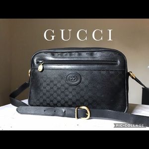 Emtrupy certified GUCCI vintage coated  canvas and leather camera bag
